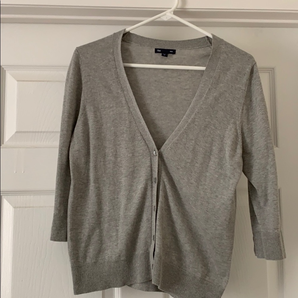 Gap mid sleeve  light weight sweater